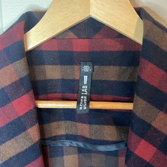 Design Lab Lord & Taylor Blazers and Suits Jacket w pockets - Picture 2 of 9